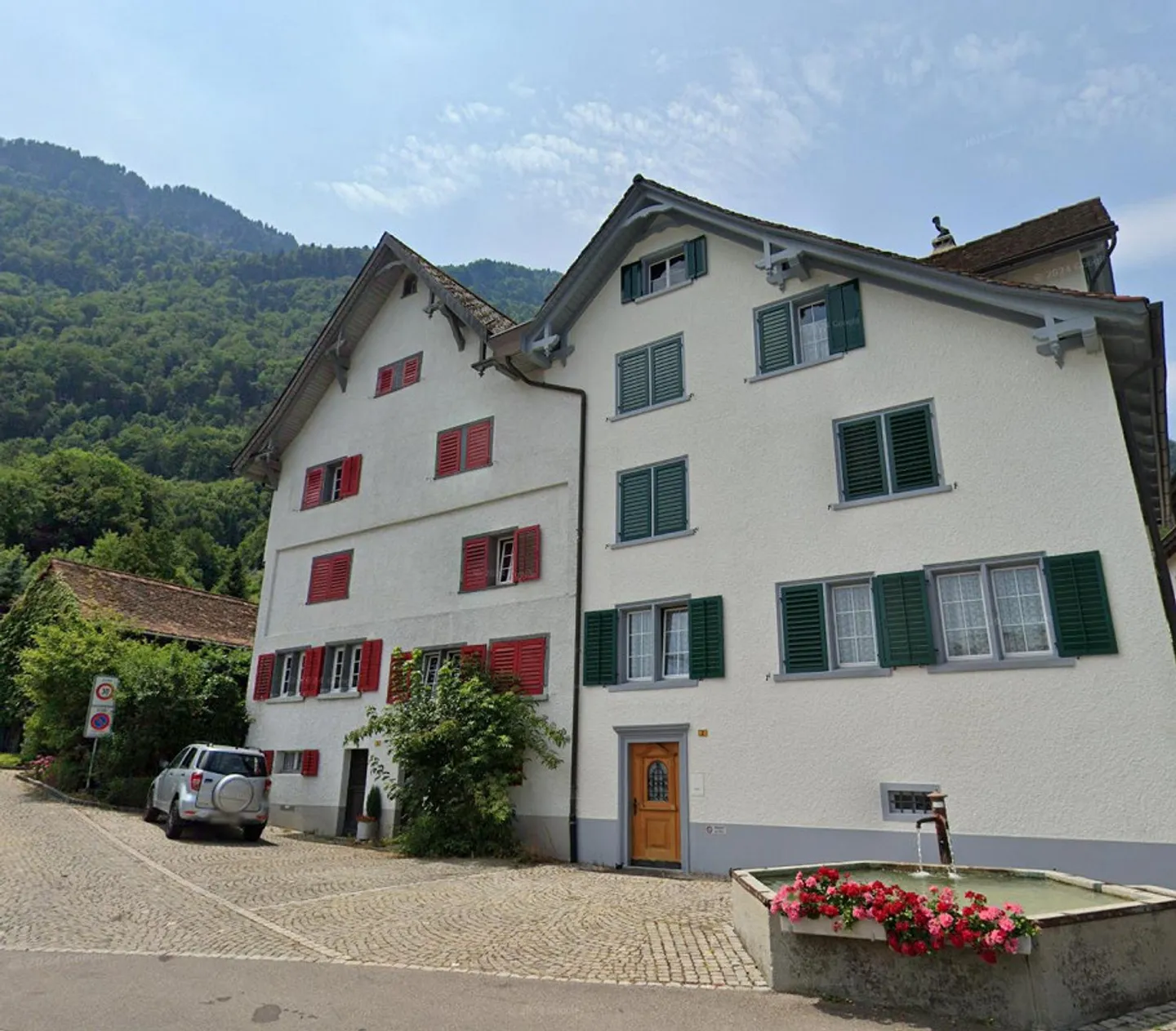 Appartement spacieux de 5,5 pièces - Photo 1 sur 9