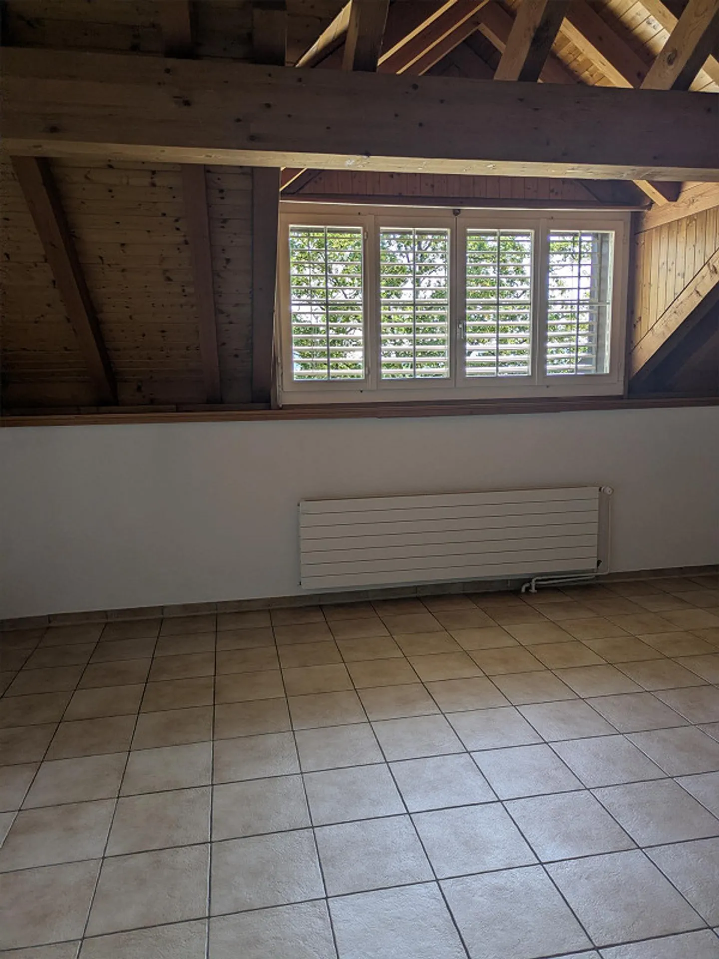 Appartement sous les combles de 2,5 pièces - Photo 4 sur 5