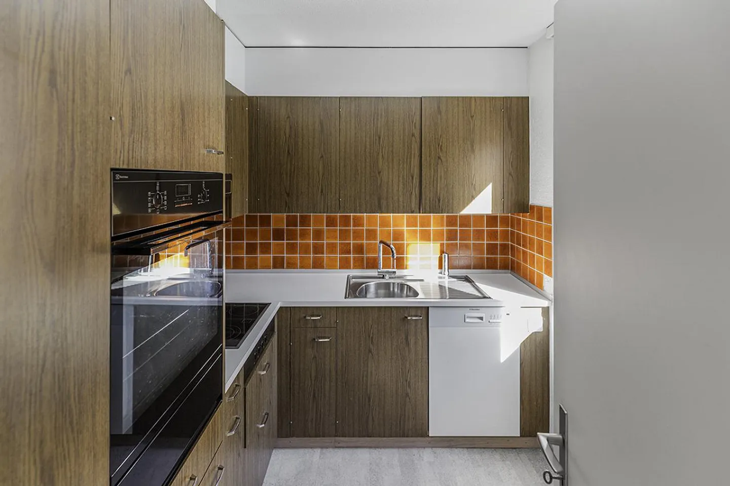 Limited Attractive Apartments in Küsnacht ZH until 31.03.2027 - Photo 5 of 5