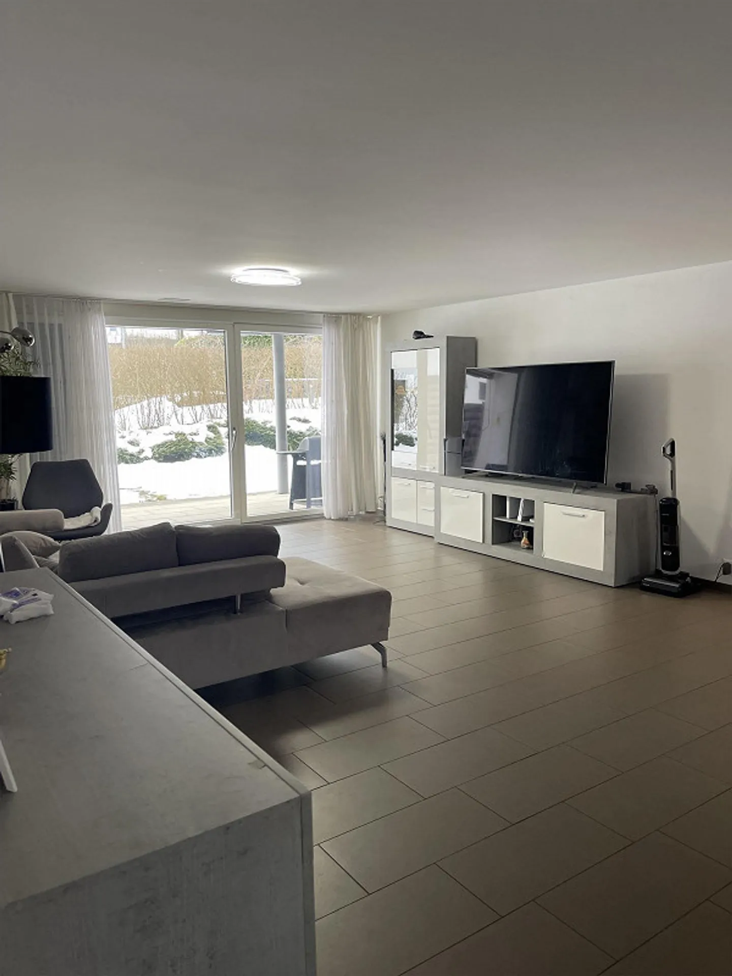 Modernes Apartment mit Garten - Foto 1 von 13