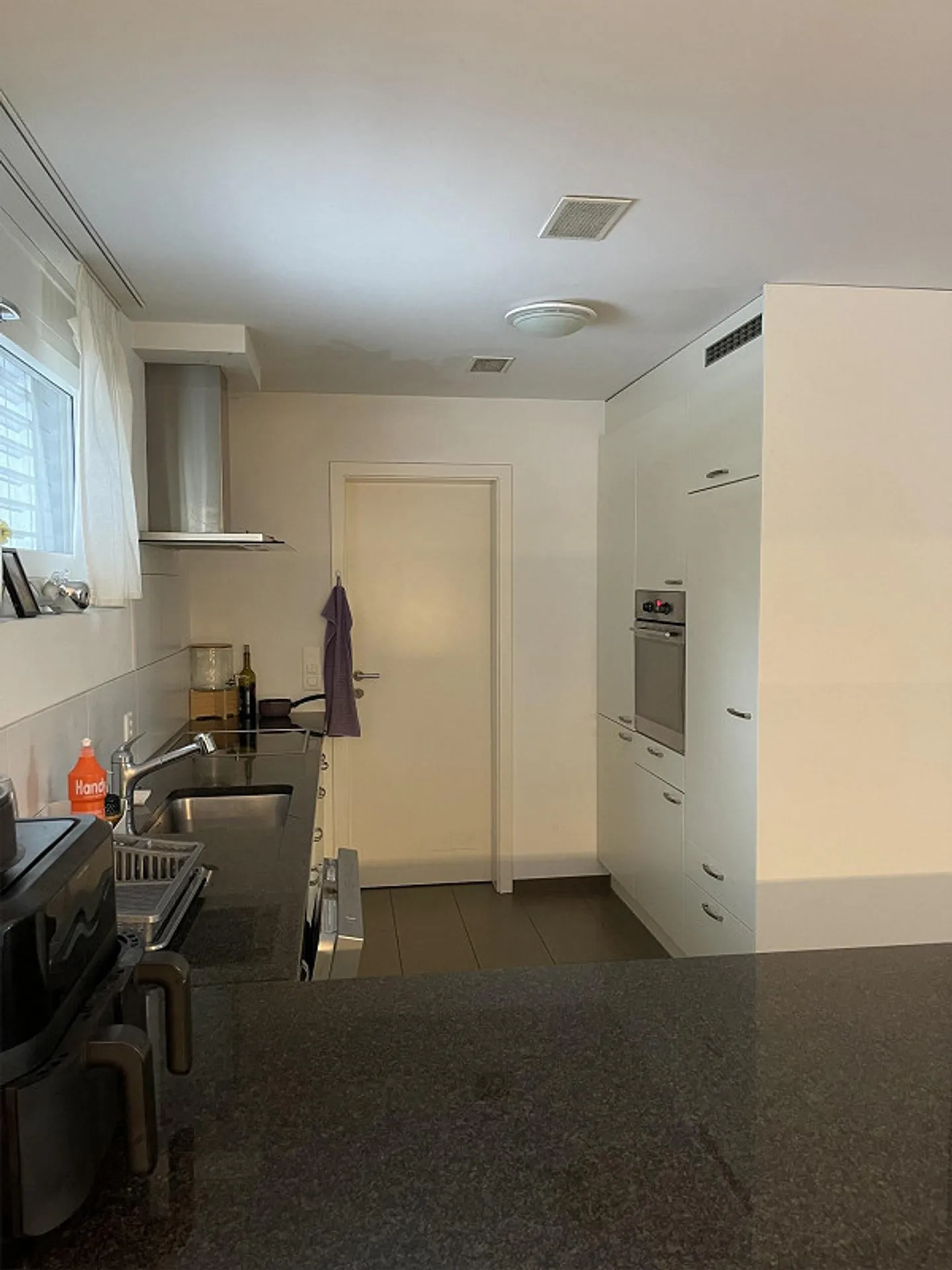 Modernes Apartment mit Garten - Foto 4 von 13