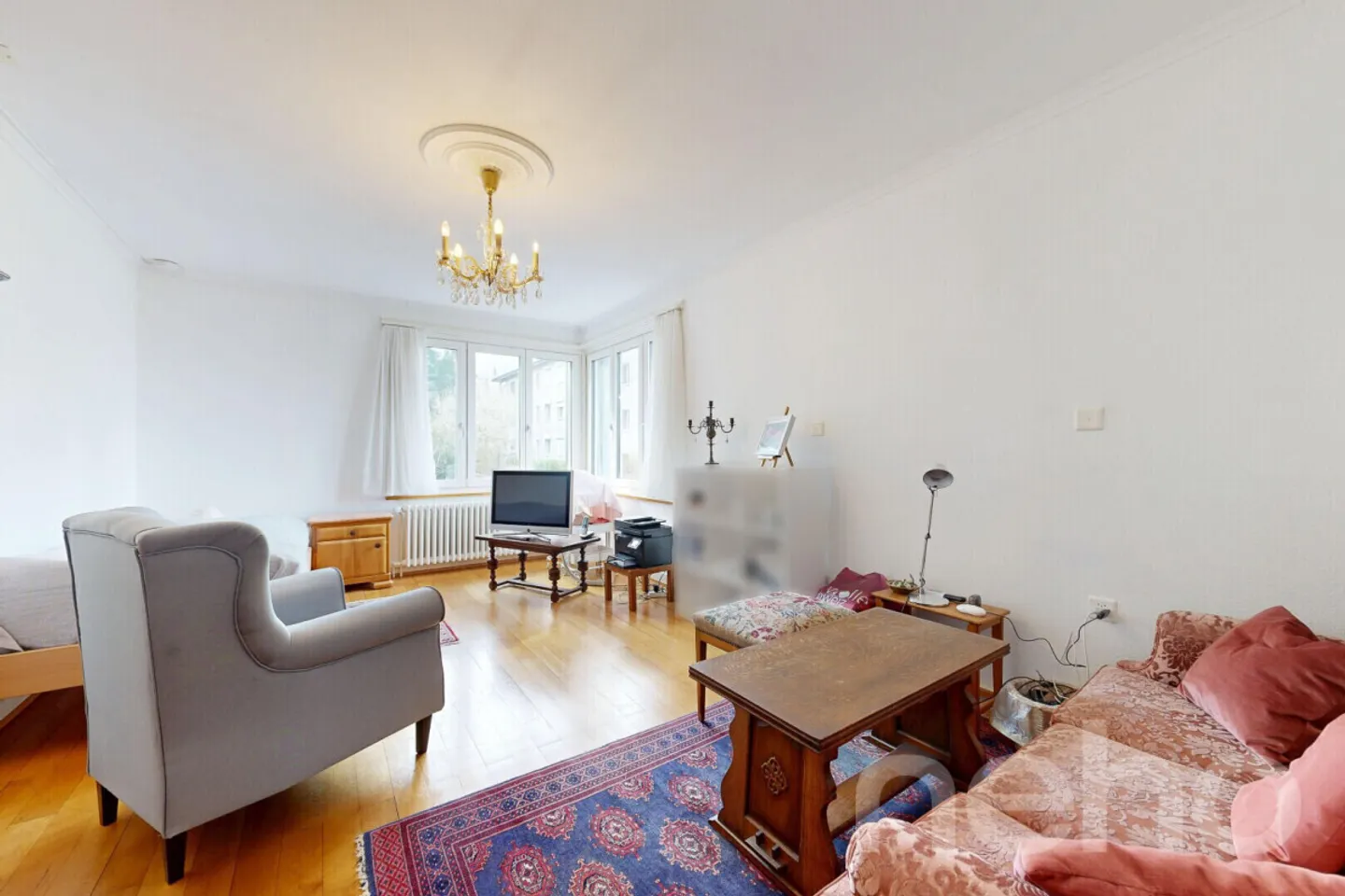 Charming home with sunny garden and lots of potential in Pratteln - Photo 4 of 12