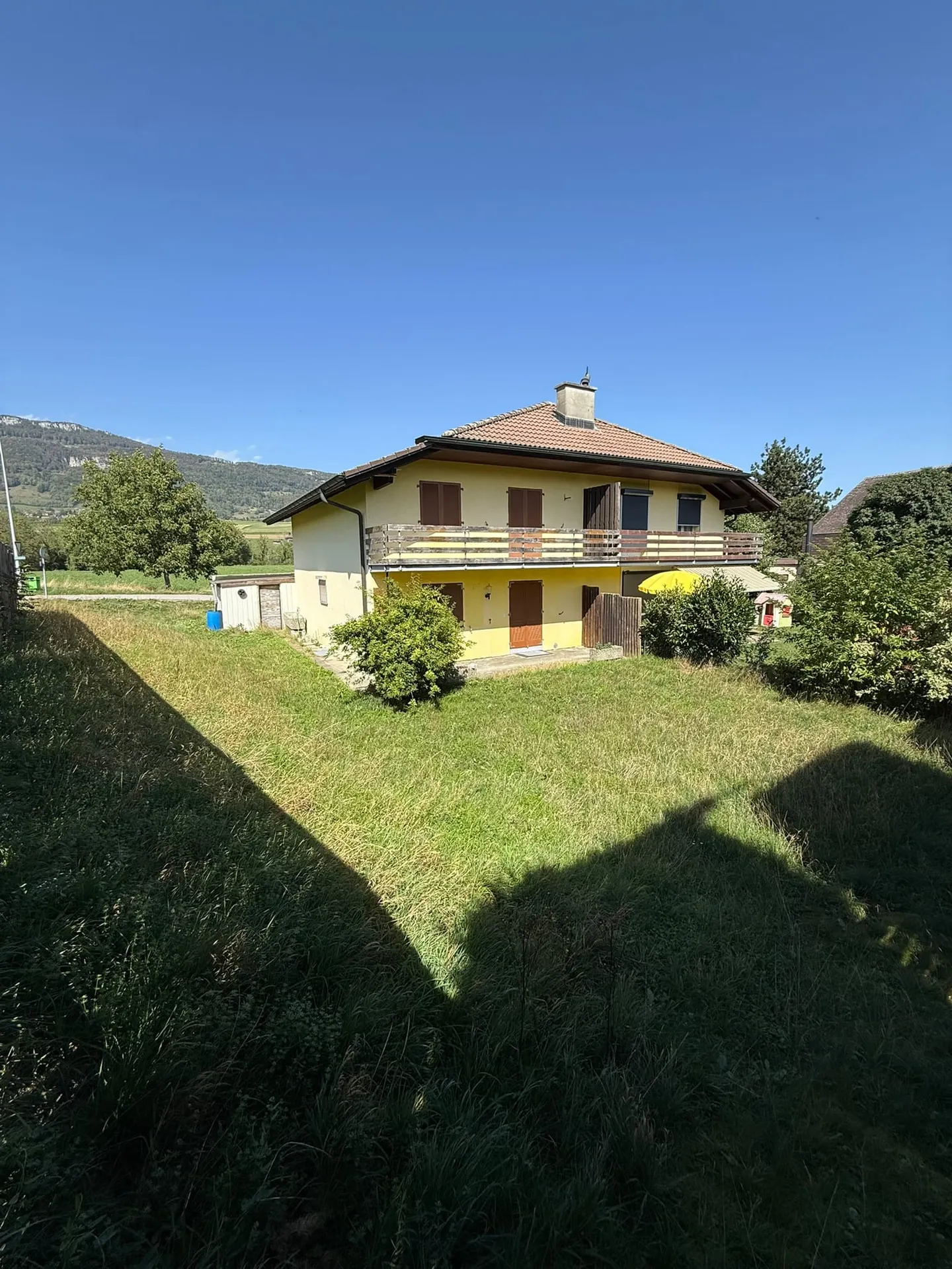 Casa bifamiliare di 5,5 stanze con giardino a Hubersdorf in vendita - Foto 1 di 13