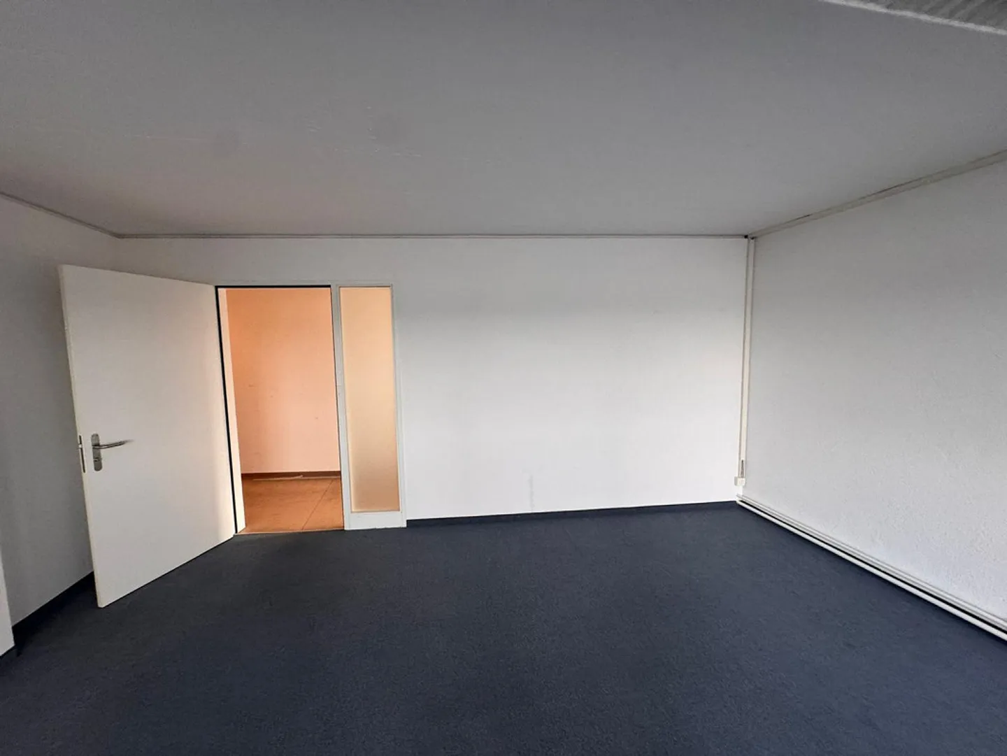 Moderner Büroraum in Winterthur - Foto 2 von 3