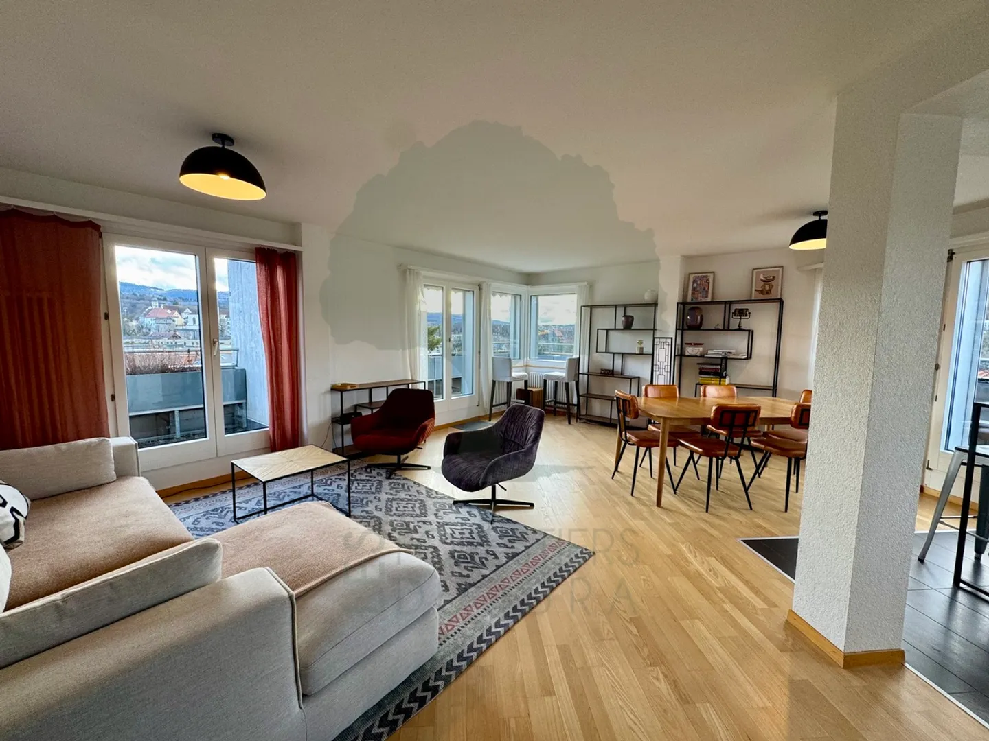 Dachgeschoss mit Atemberaubendem Blick - Foto 1 von 14