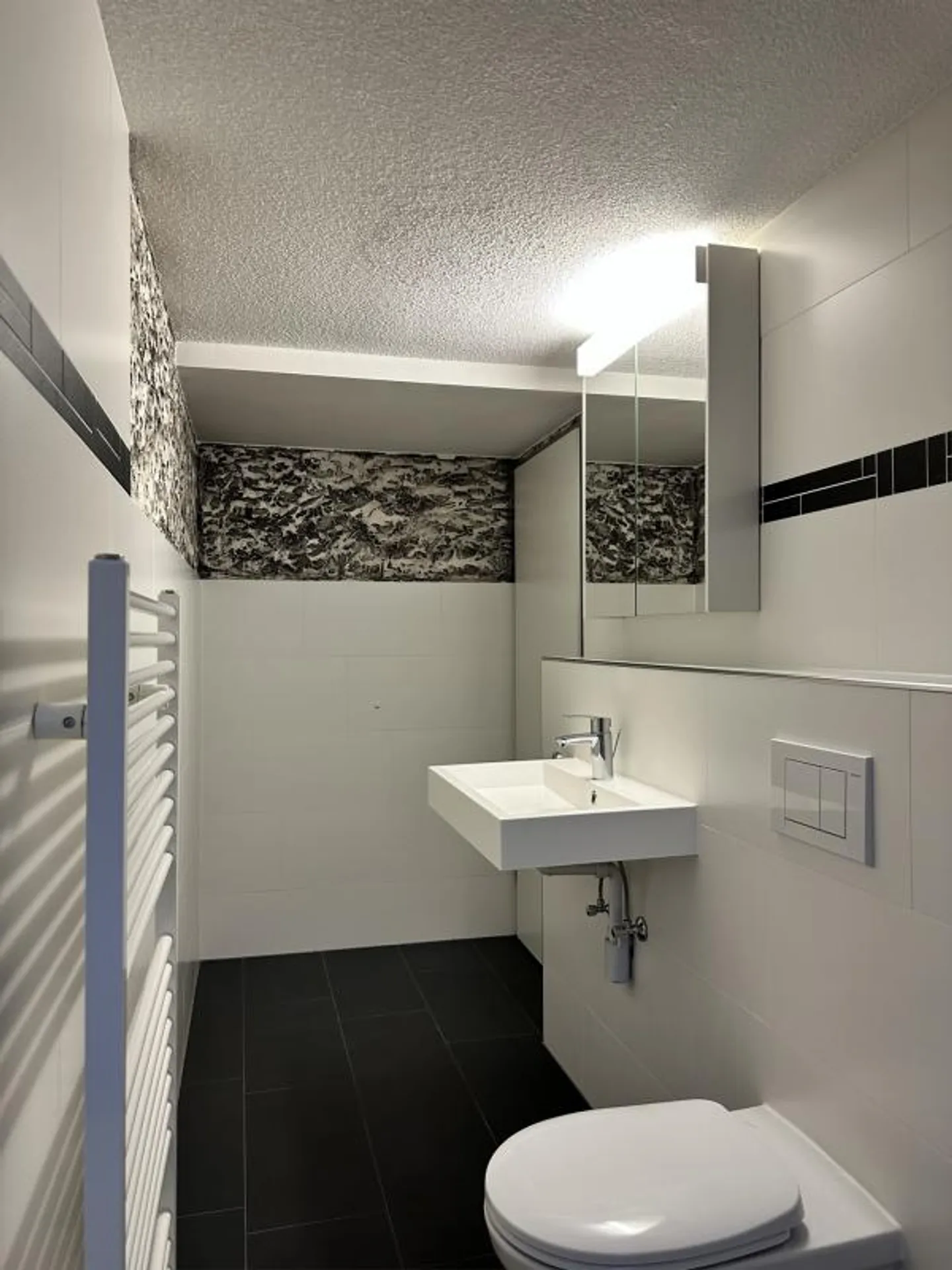 Bellissimo appartamento di 3,5 stanze con balcone al 1° piano - Foto 12 di 13