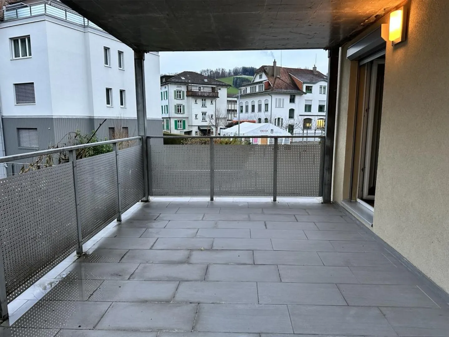 Bellissimo appartamento di 3,5 stanze con balcone al 1° piano - Foto 13 di 13
