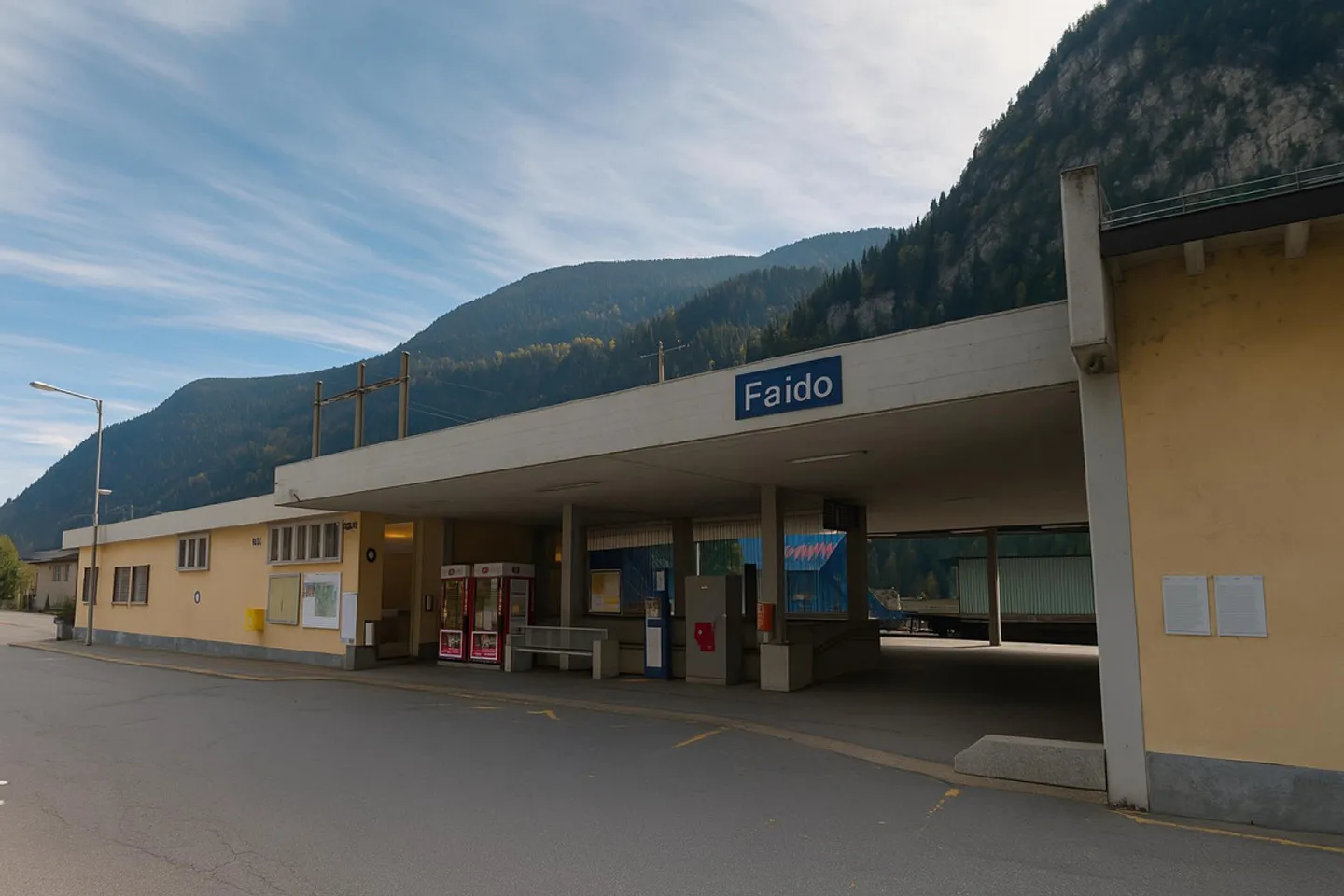 Stazione FFS Faido: ca. 132 m2 di spazio commerciale multifunzionale - Foto 1 di 7