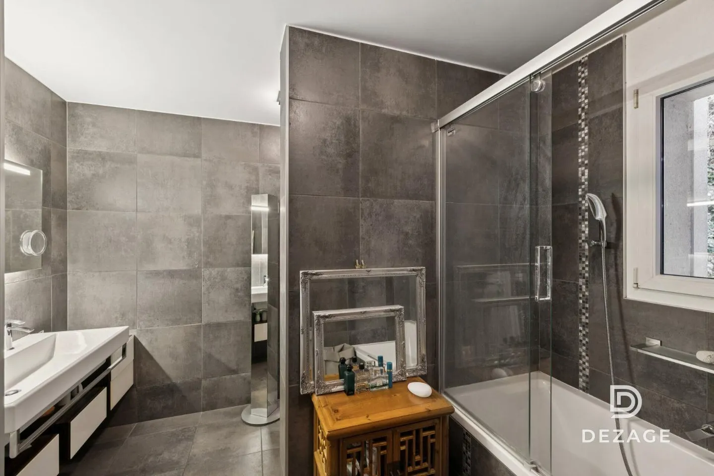 Superb penthouse in Veytaux, well-maintained modern property - Photo 8 of 12