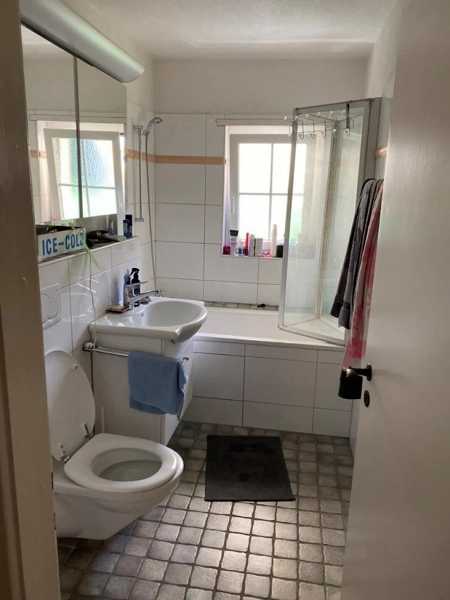 Appartement confortable à Wollishofen - Photo 4 sur 7