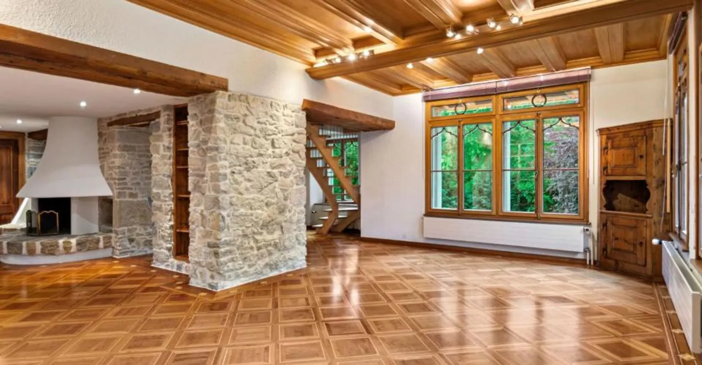 La Chaux-de-Fonds, exceptional accommodation in an estate - Photo 4 of 13