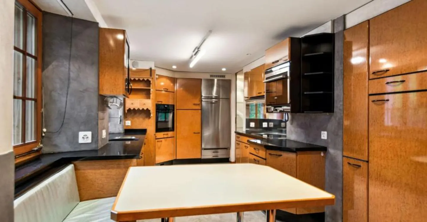 La Chaux-de-Fonds, exceptional accommodation in an estate - Photo 5 of 13