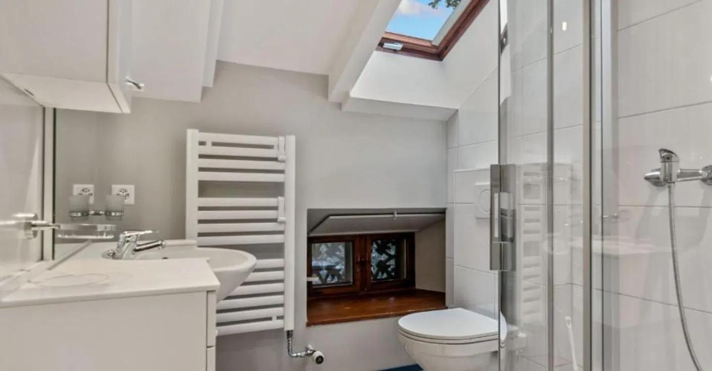 La Chaux-de-Fonds, exceptional accommodation in an estate - Photo 10 of 13