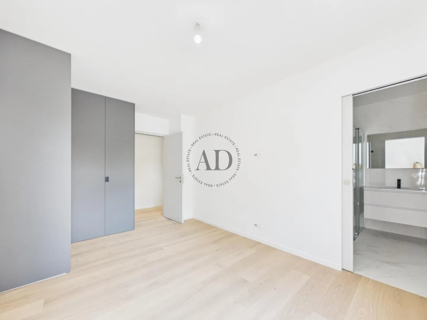 4-room apartment - Photo 6 of 9