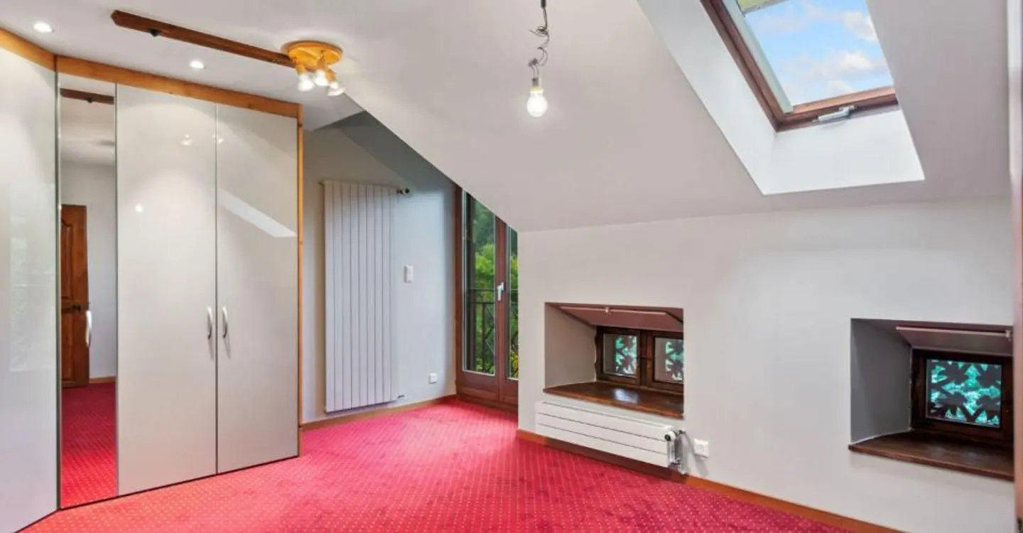 La Chaux-de-Fonds, exceptional accommodation in an estate - Photo 12 of 13