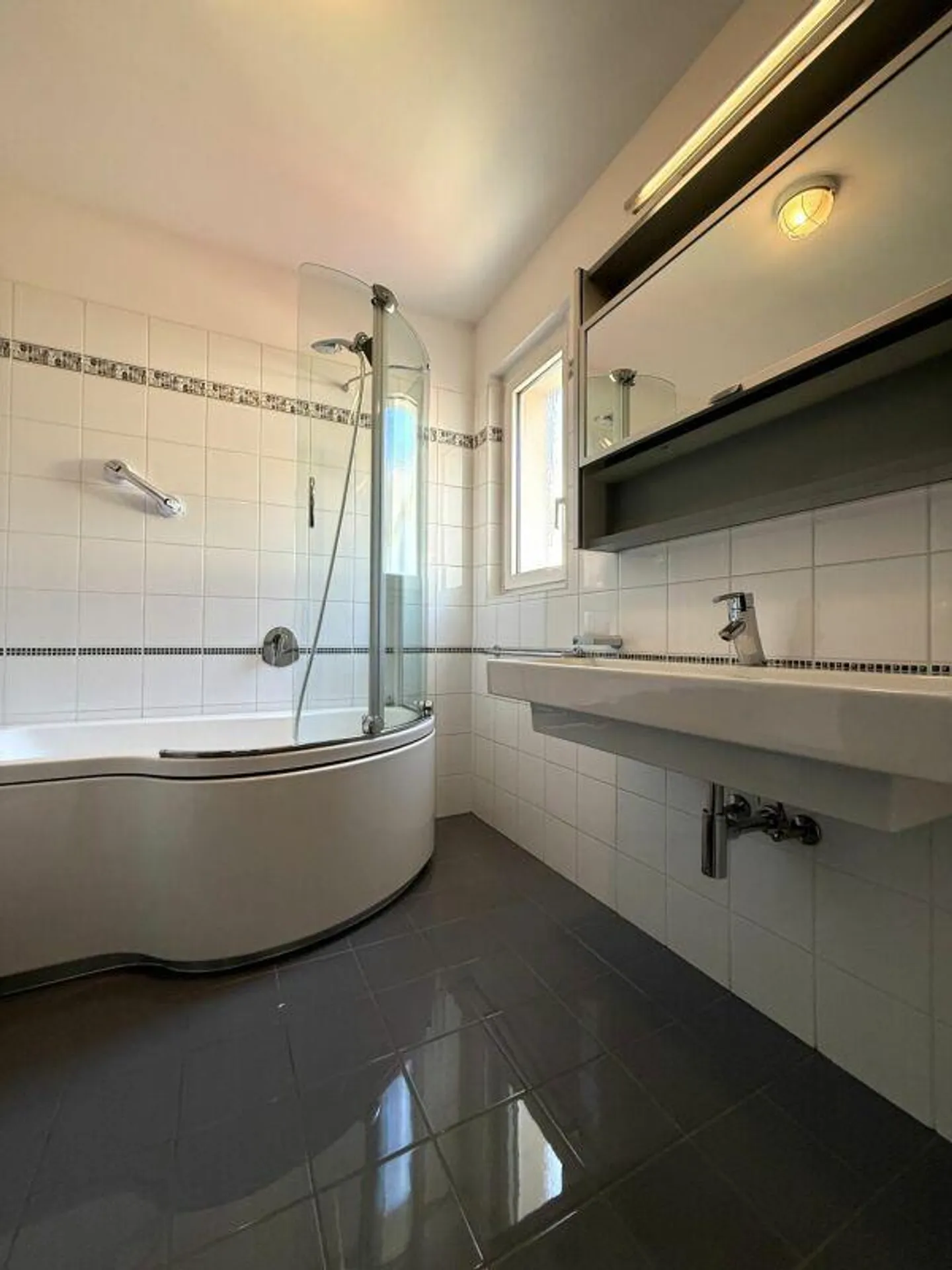 Single-family house in Gravesano - Photo 8 of 12