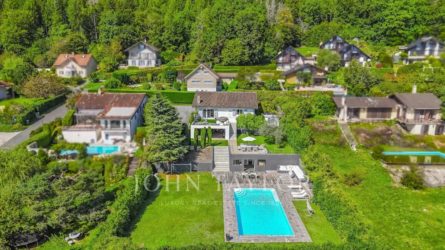 Villa avec vue sur le lac - Photo 3 sur 13