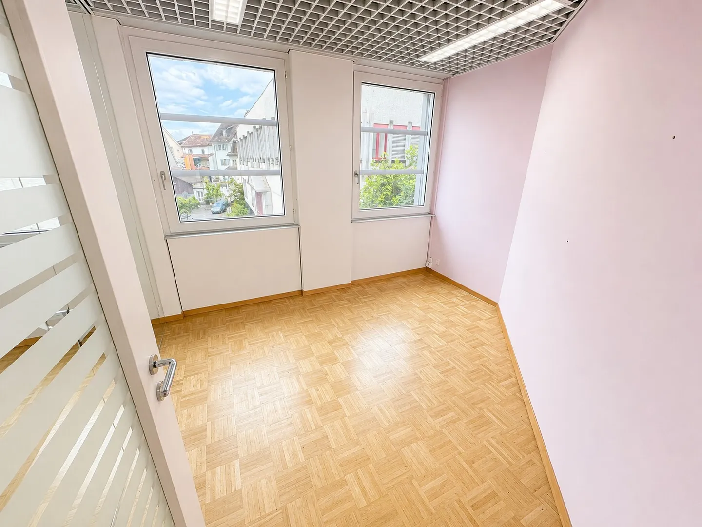 Vielseitige Bürofläche in Rapperswil - Foto 1 von 3