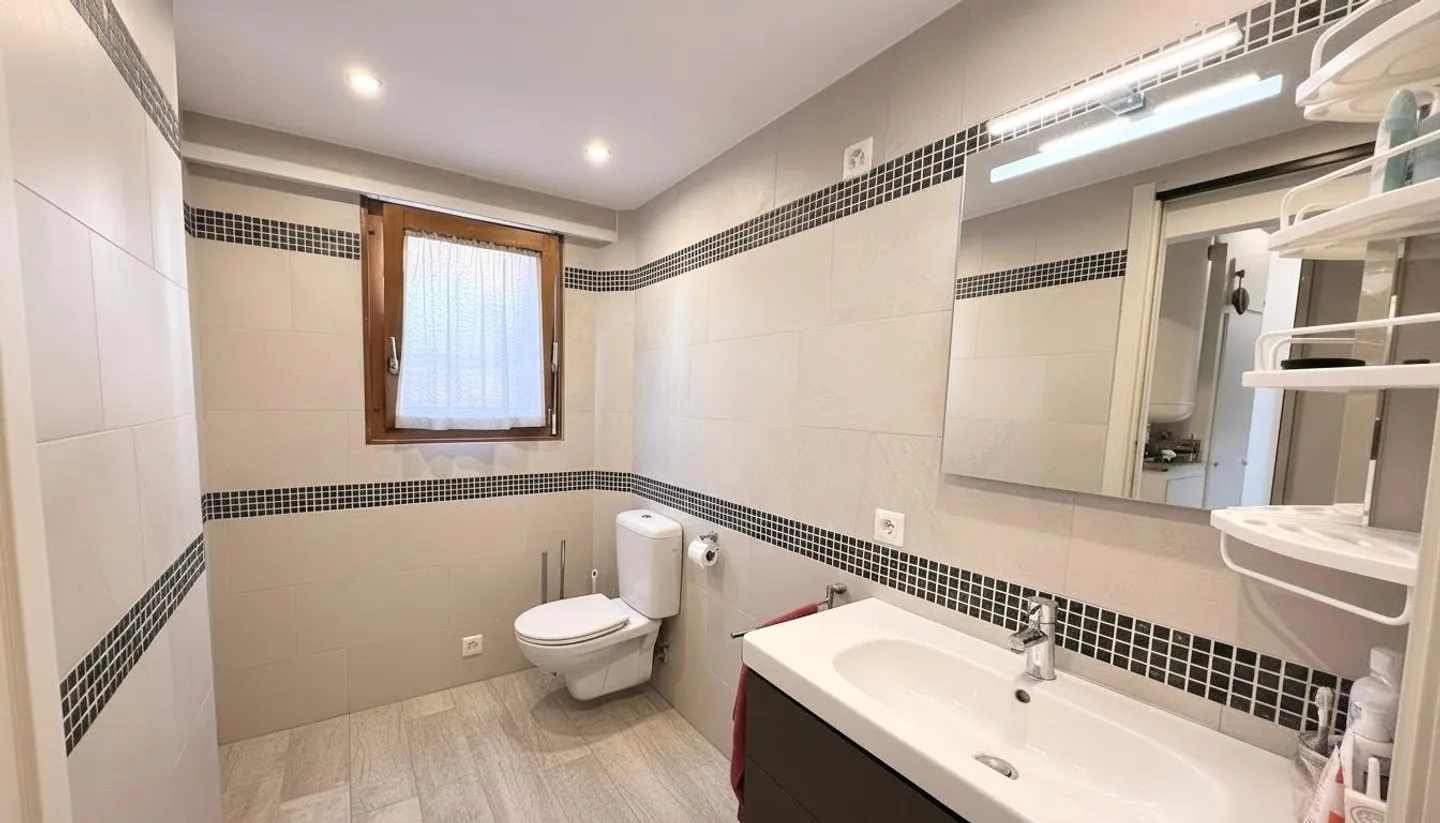 Renoviertes Reihenhaus in Contra - Foto 4 von 11