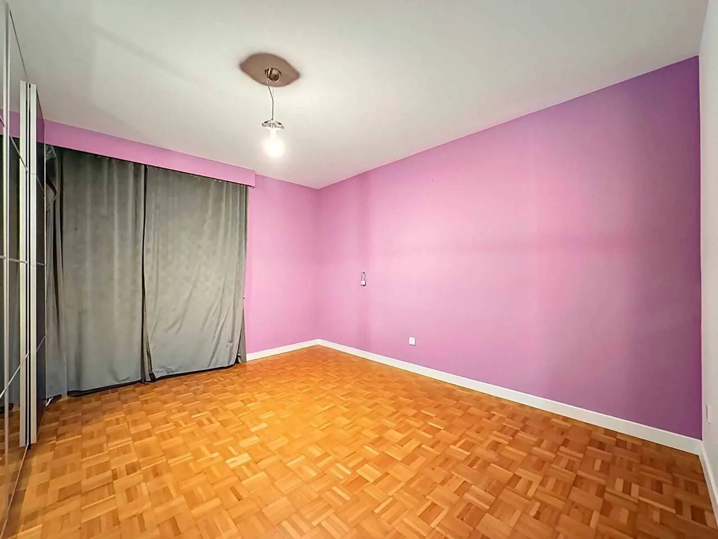 Appartamento luminoso vicino al porto - Foto 8 di 11