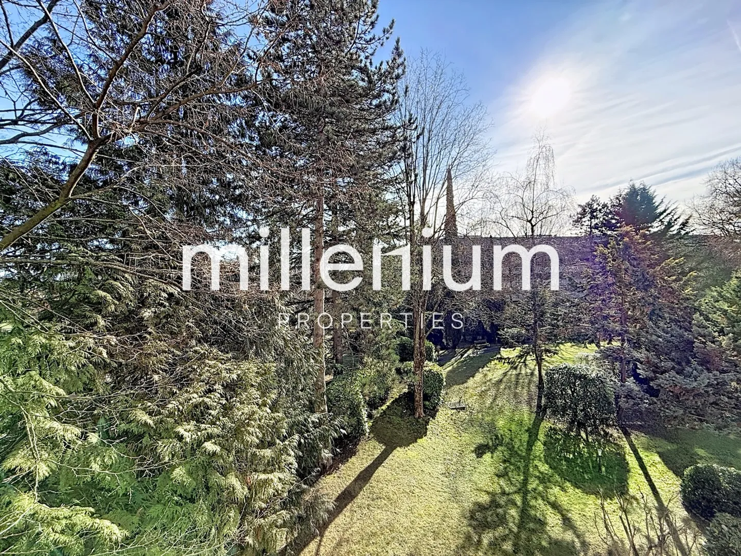 Luxuswohnung mit Pool - Foto 12 von 12