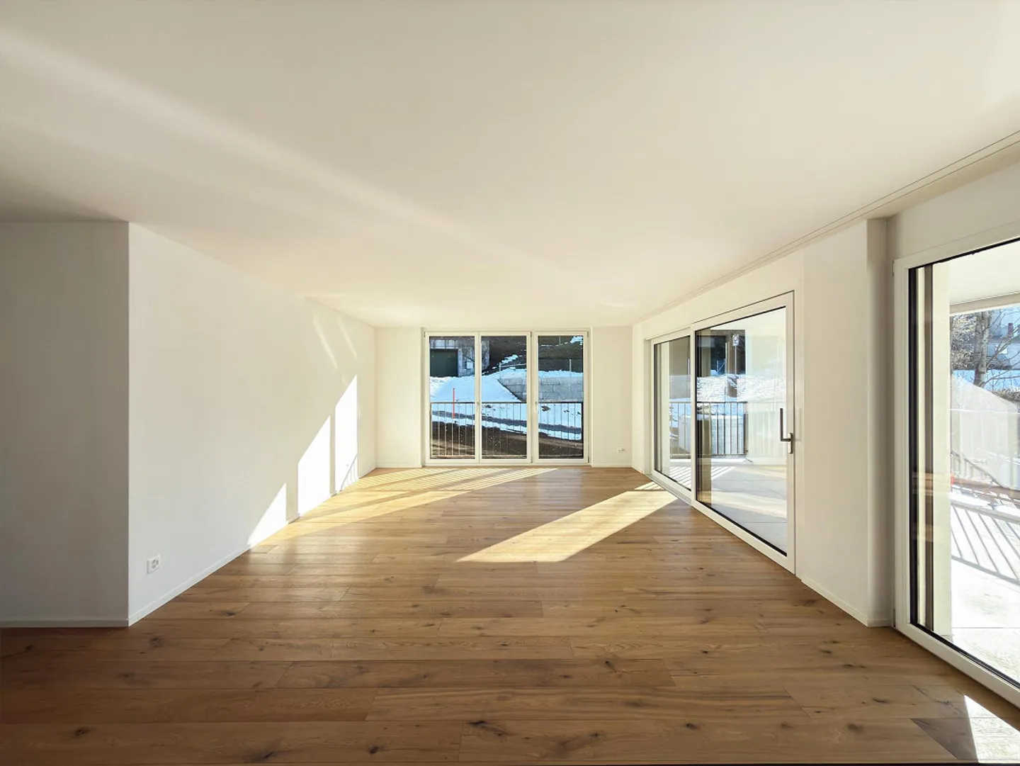 Dernier appartement exclusif de 4,5 pièces avec terrasse - Collina - Photo 3 sur 10