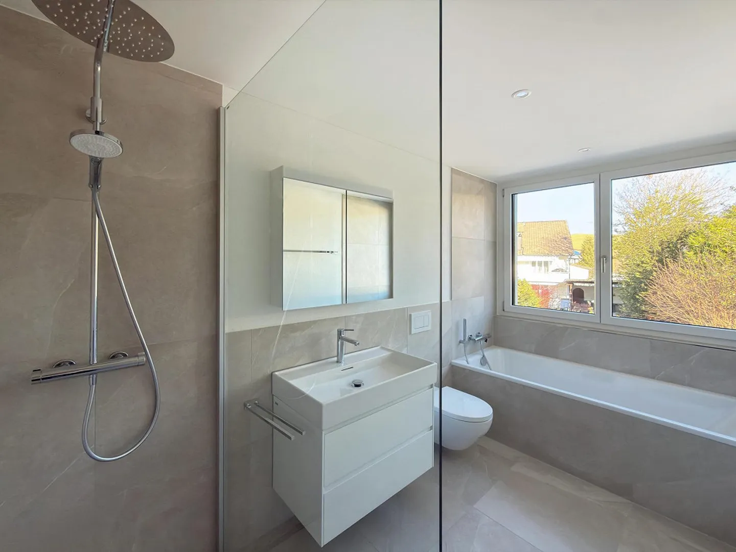 Dernier appartement exclusif de 4,5 pièces avec terrasse - Collina - Photo 7 sur 10