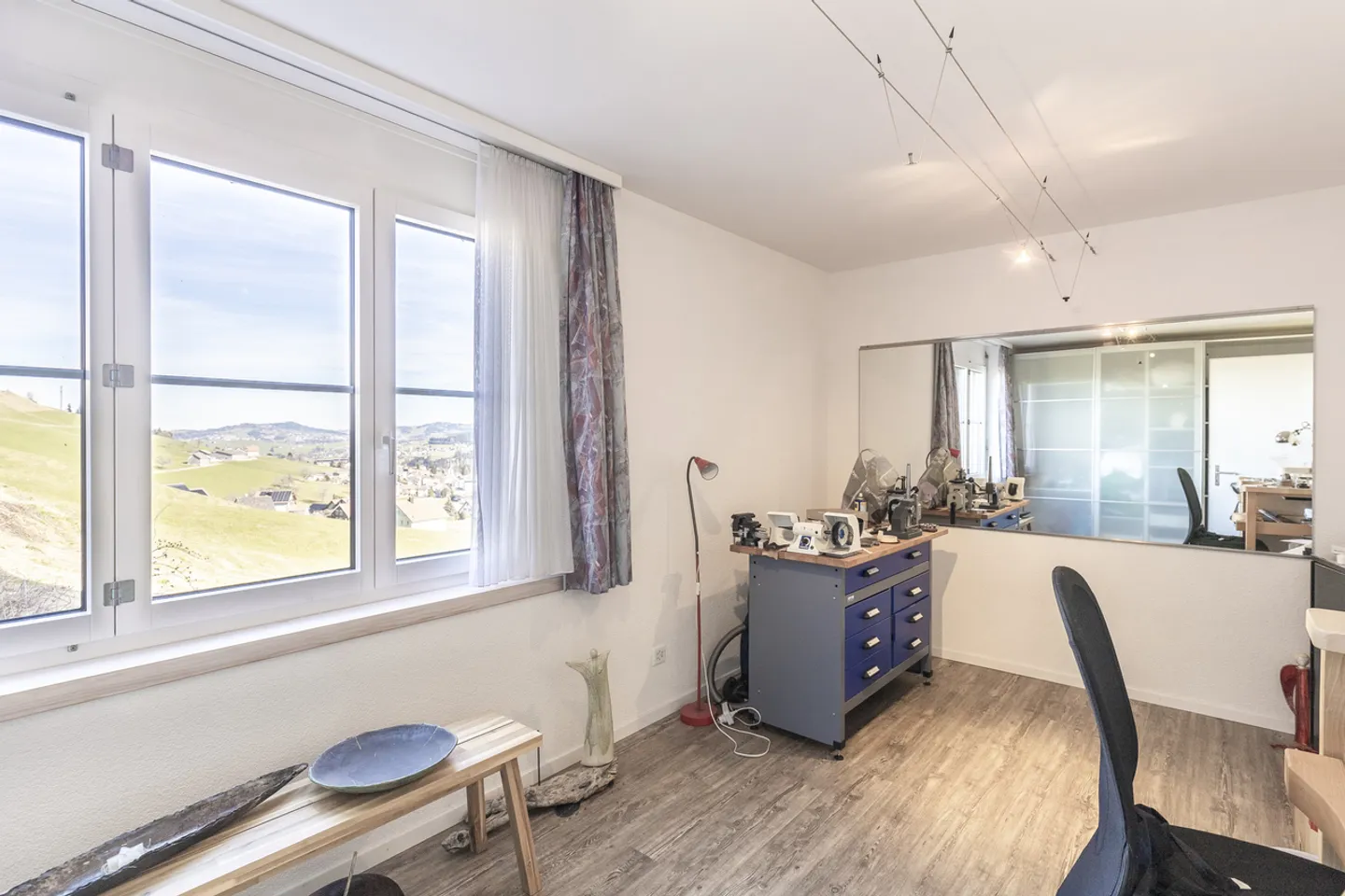 Sunny Family Paradise with Stunning Views - Photo 5 of 11