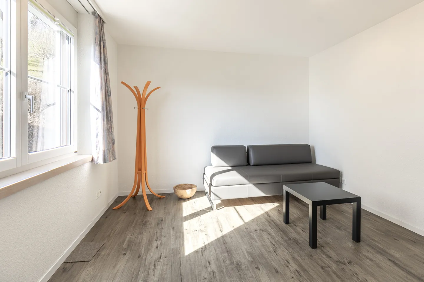 Sunny Family Paradise with Stunning Views - Photo 6 of 11