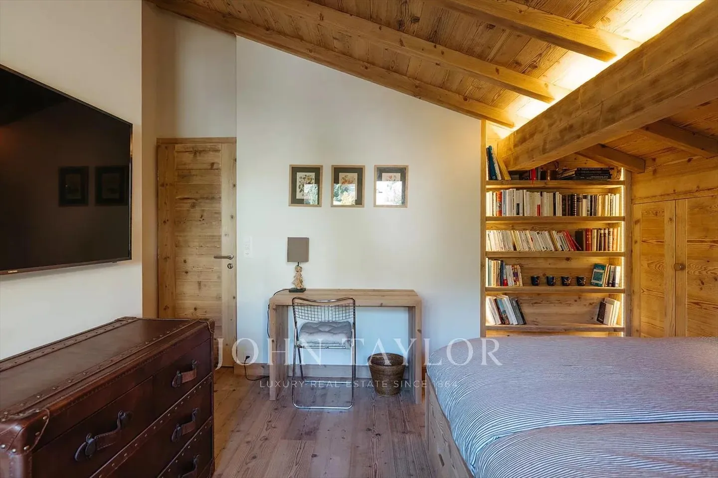 3 Bedroom Apartment - Crans-Montana - Photo 10 of 13