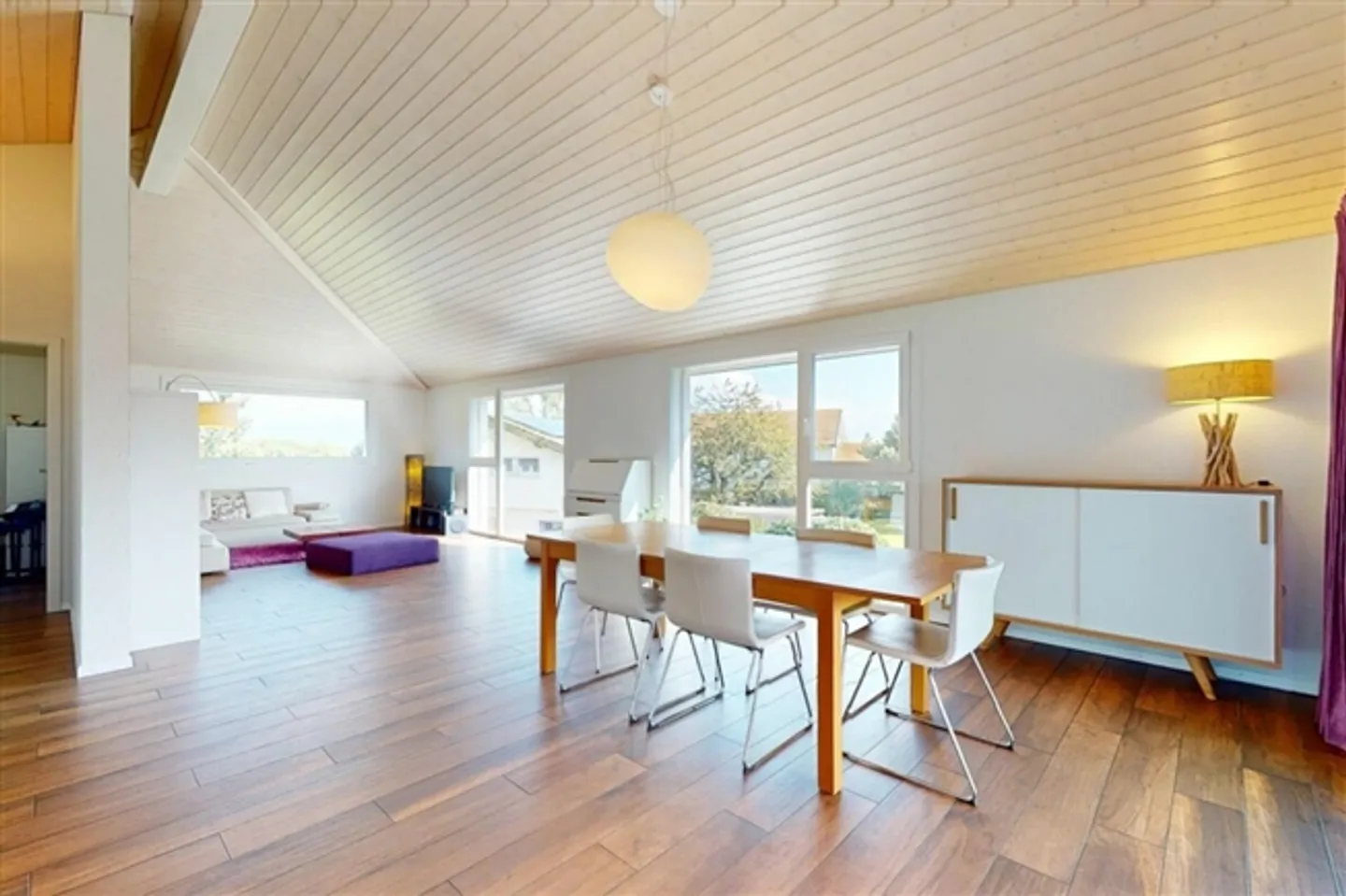 Detached Villa in the Heart of the Countryside - Photo 4 of 16