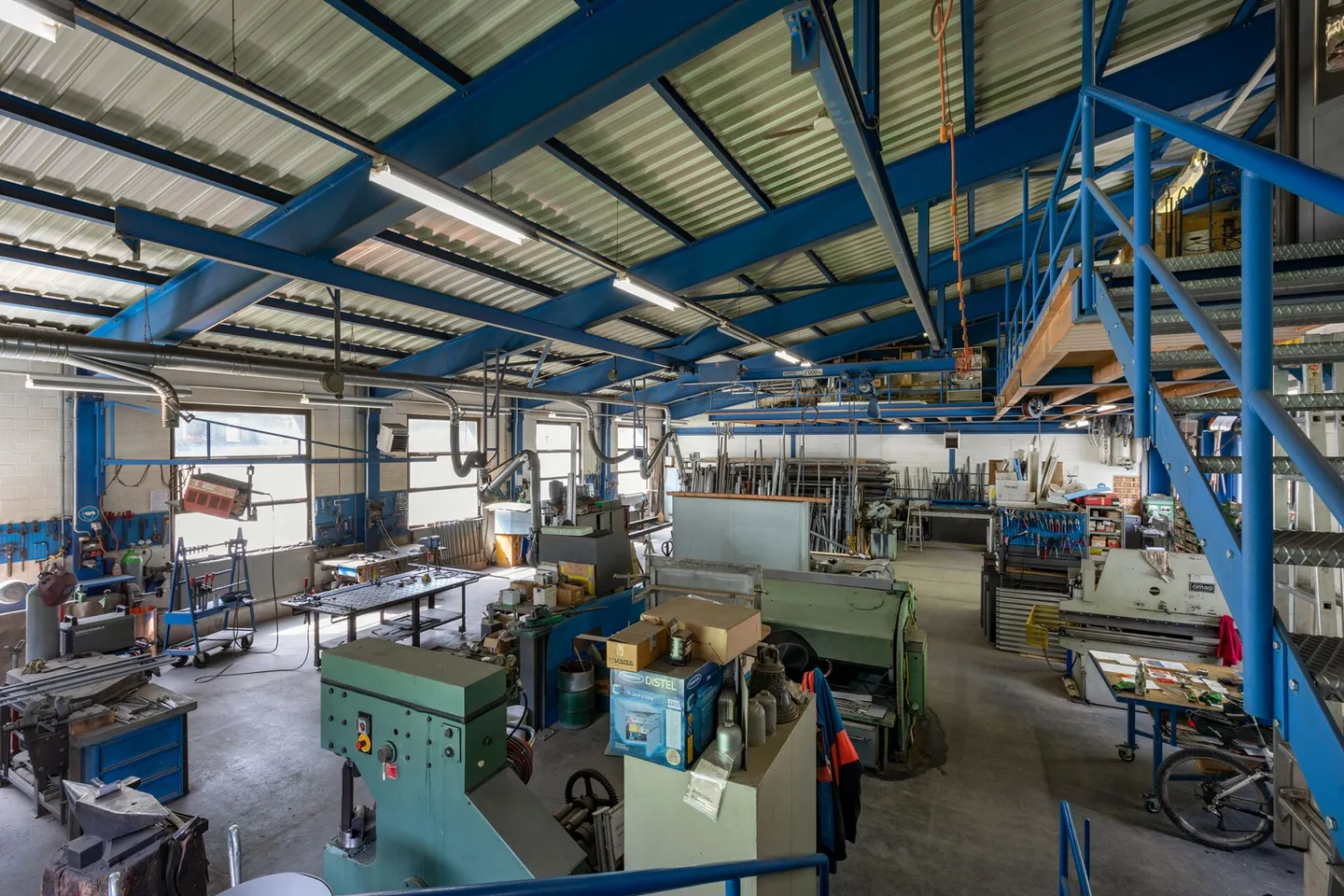 Gewerbegebäude - Foto 4 von 6