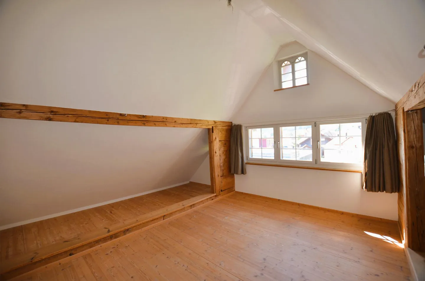 Maison Charmante avec Histoire et Substance Bien Entretenue - Photo 15 sur 17
