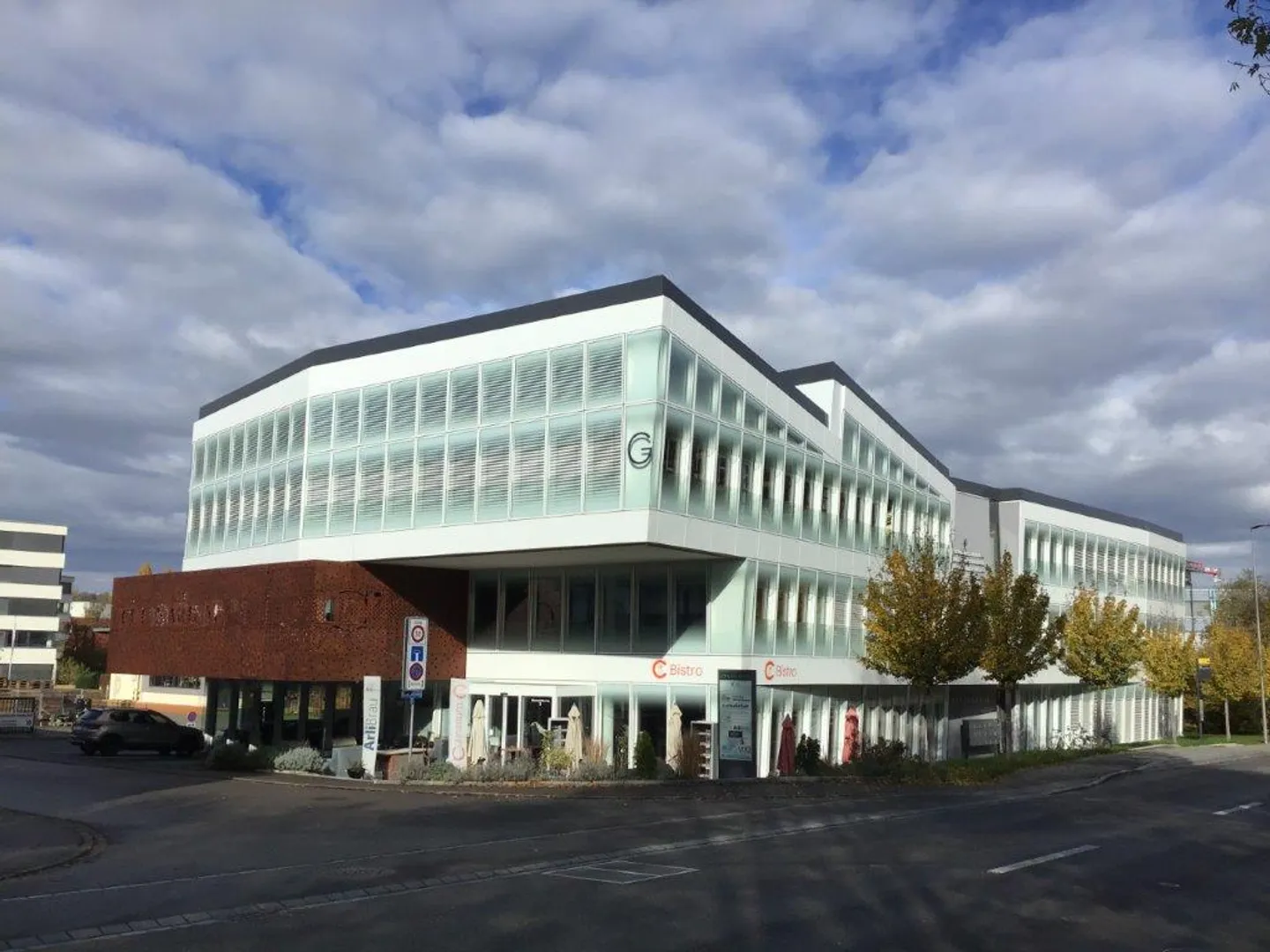 Outdoor parking space for rent - Photo 1 of 1