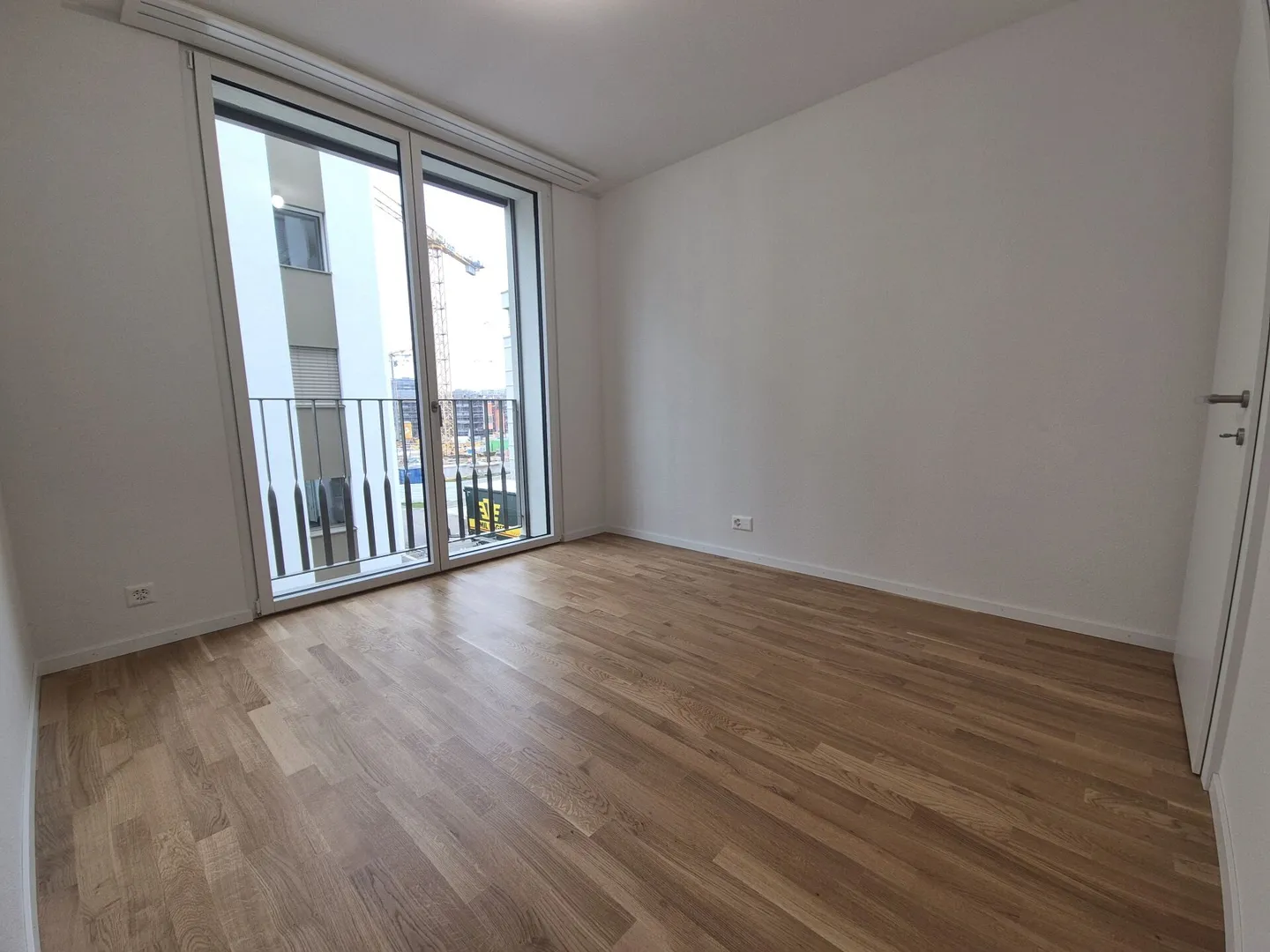 Berges 3 - 4,5-Zimmer-Wohnung im 4. Stock - Foto 5 von 10