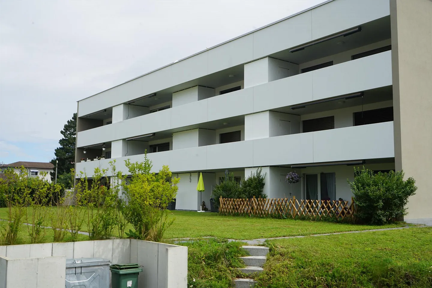 Zwei interessante 3,5 Zimmer Wohnungen zu vermieten - Foto 2 von 10