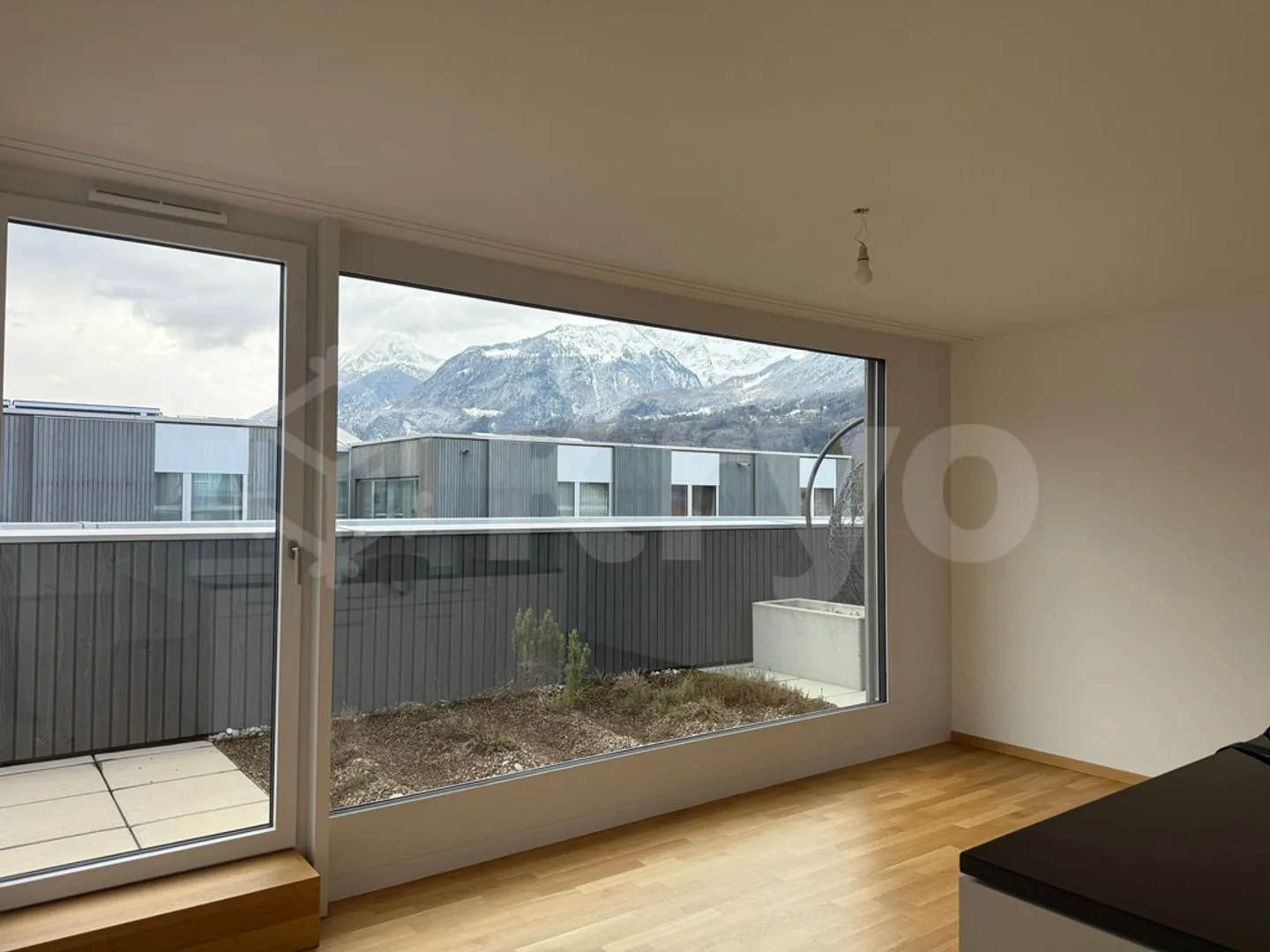 Bel Appartement Duplex avec Terrasse - Photo 2 sur 12