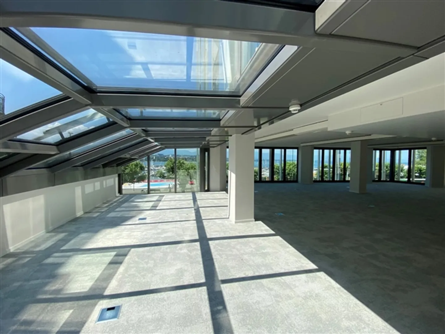 Spazi per uffici attraenti al lago - Foto 9 di 10