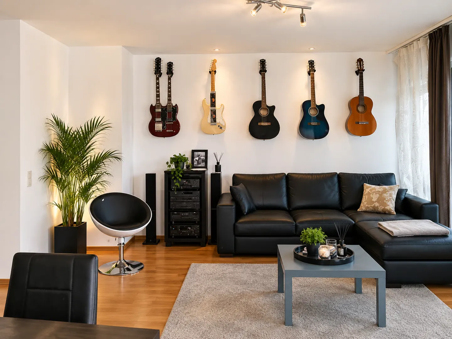 3 Zimmer mit großer Terrasse, Schwimmbad, Fitnessraum und Wellnessbereich - Foto 2 von 13