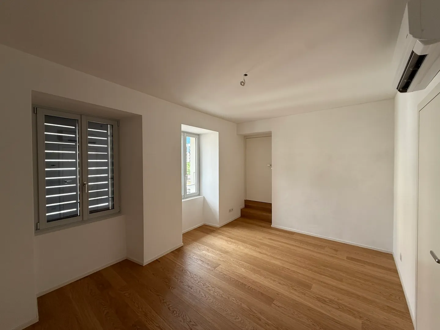 À louer : appartement de 4,5 pièces avec grenier au centre de Locarno - Photo 3 sur 11