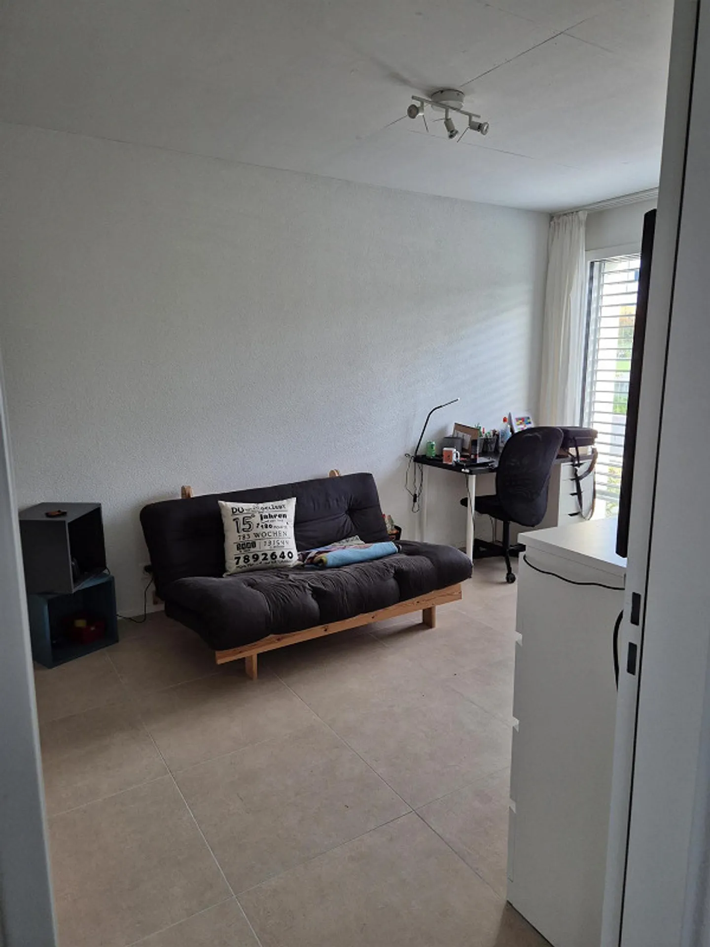 Sous-locataire pour mon nouvel appartement à Boll - Photo 11 sur 12