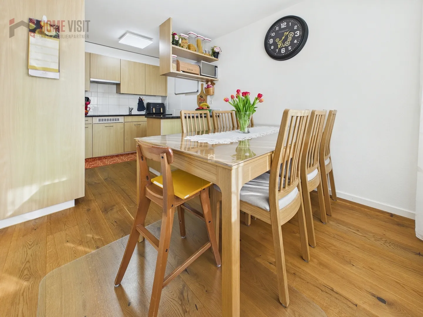 Appartement 4.5 pièces avec balcon et salle de loisirs dans un emplacement calme - Photo 4 sur 13