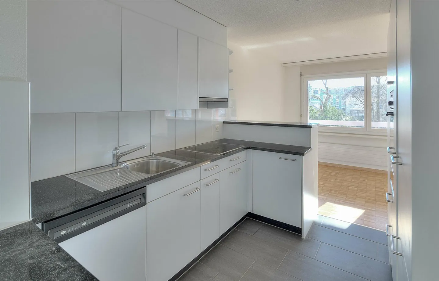 Louer sans dépôt - Espace pour toute la famille ! - Photo 3 sur 9