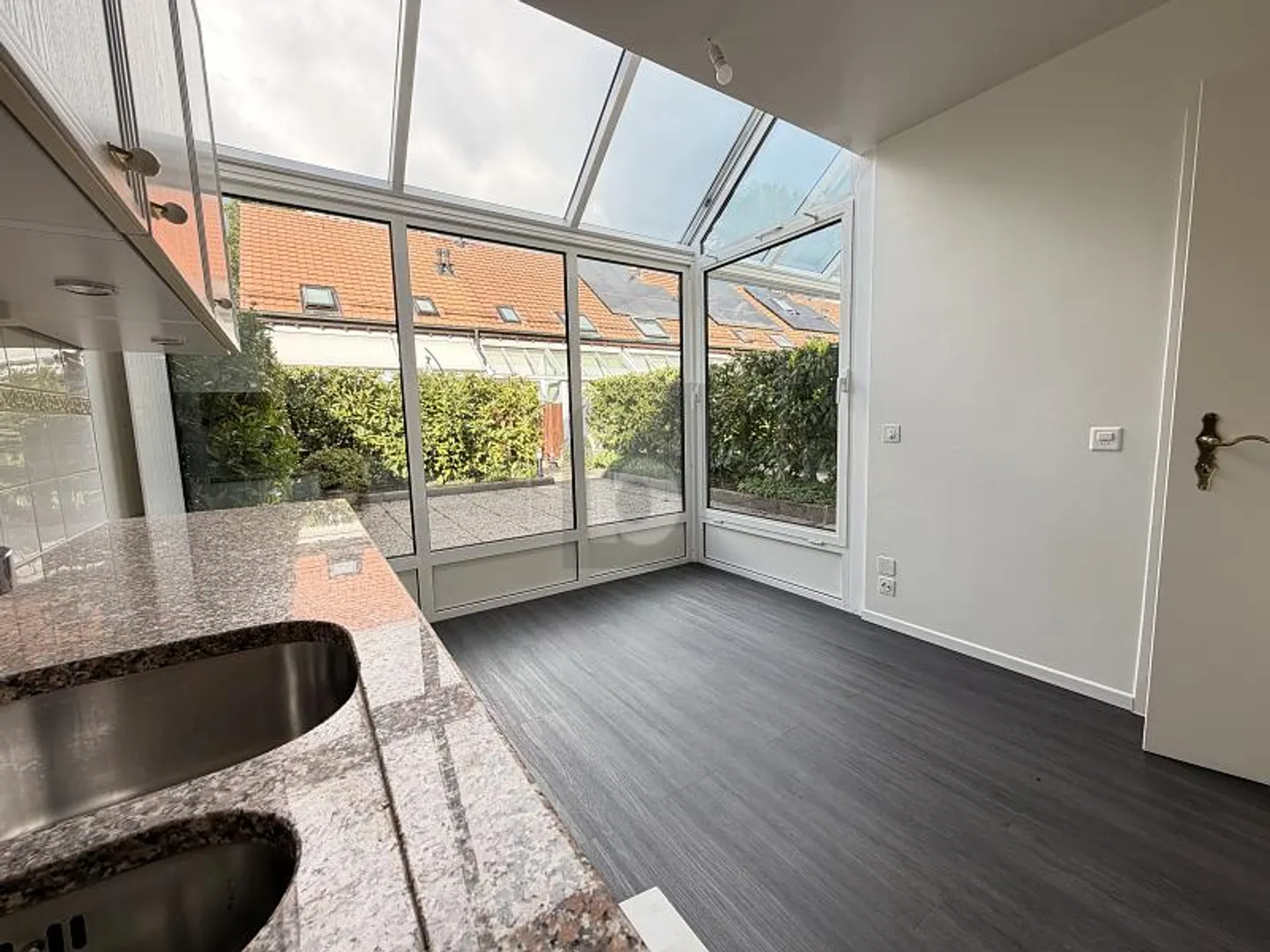 Maison Jumelée Familiale - Photo 2 sur 6