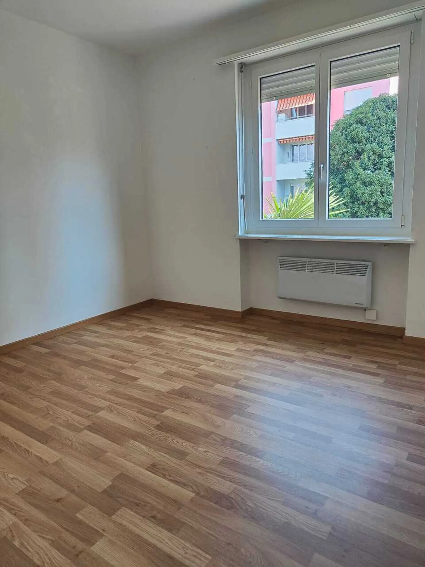 Rental apartment with 3 rooms on the 1st floor - Photo 4 of 10