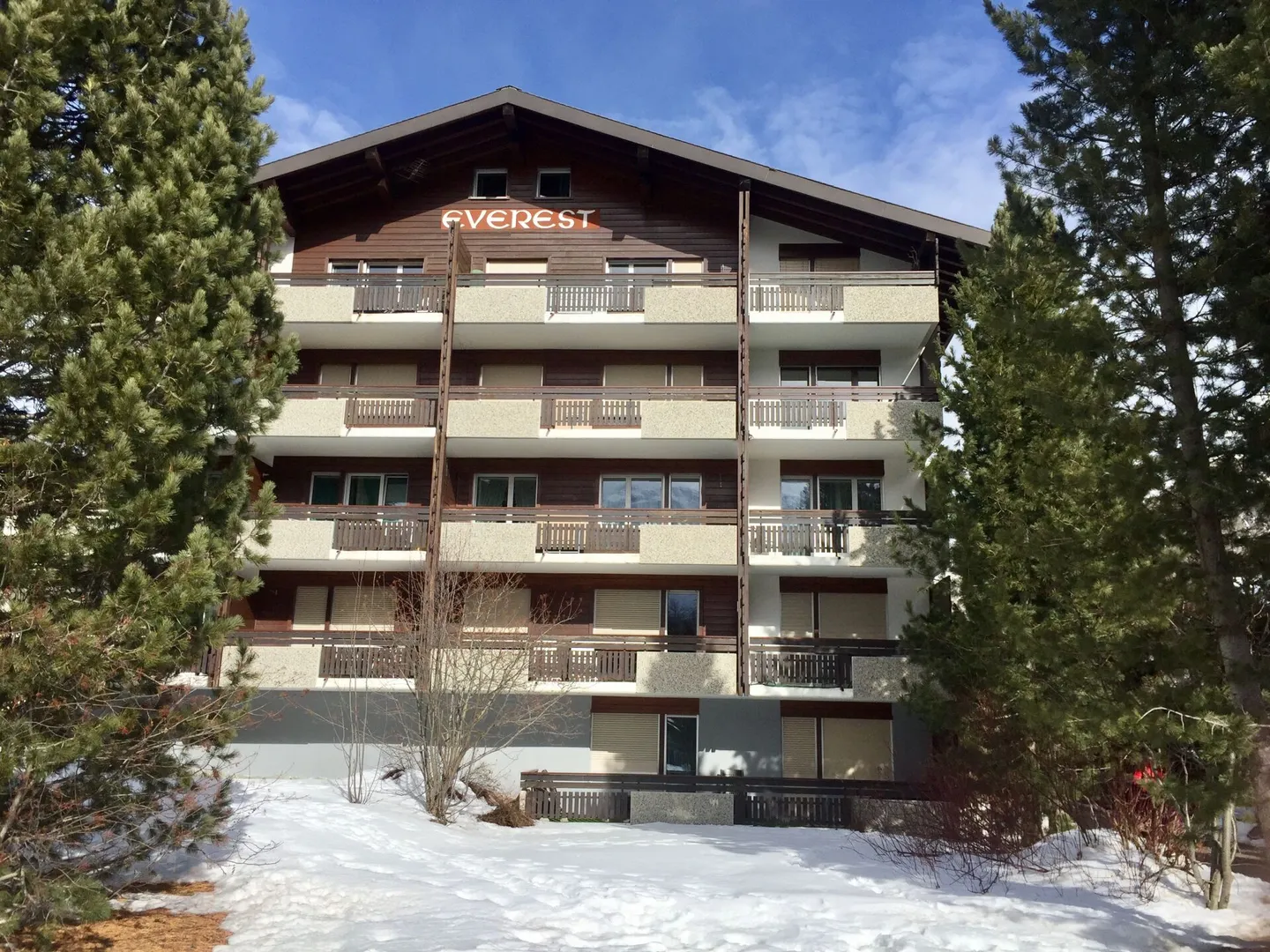 Everest appartamento ristrutturato di 3,5 locali con balcone sud e ovest. - Foto 14 di 15