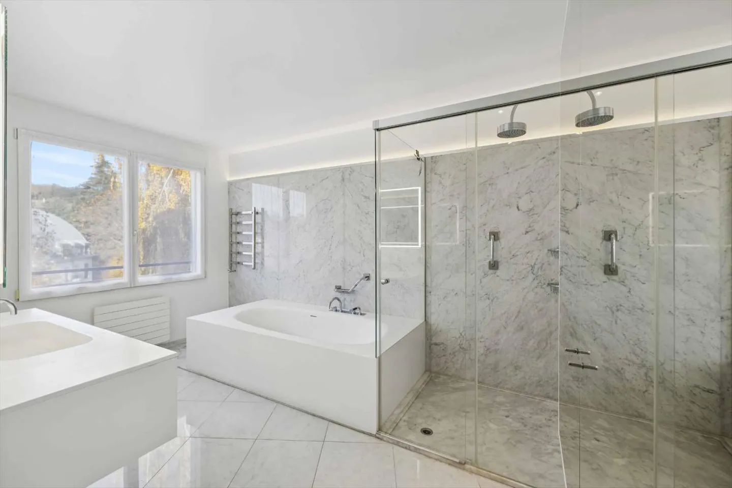 Außergewöhnliches Penthouse mit herrlichem Blick auf den See - Foto 7 von 13