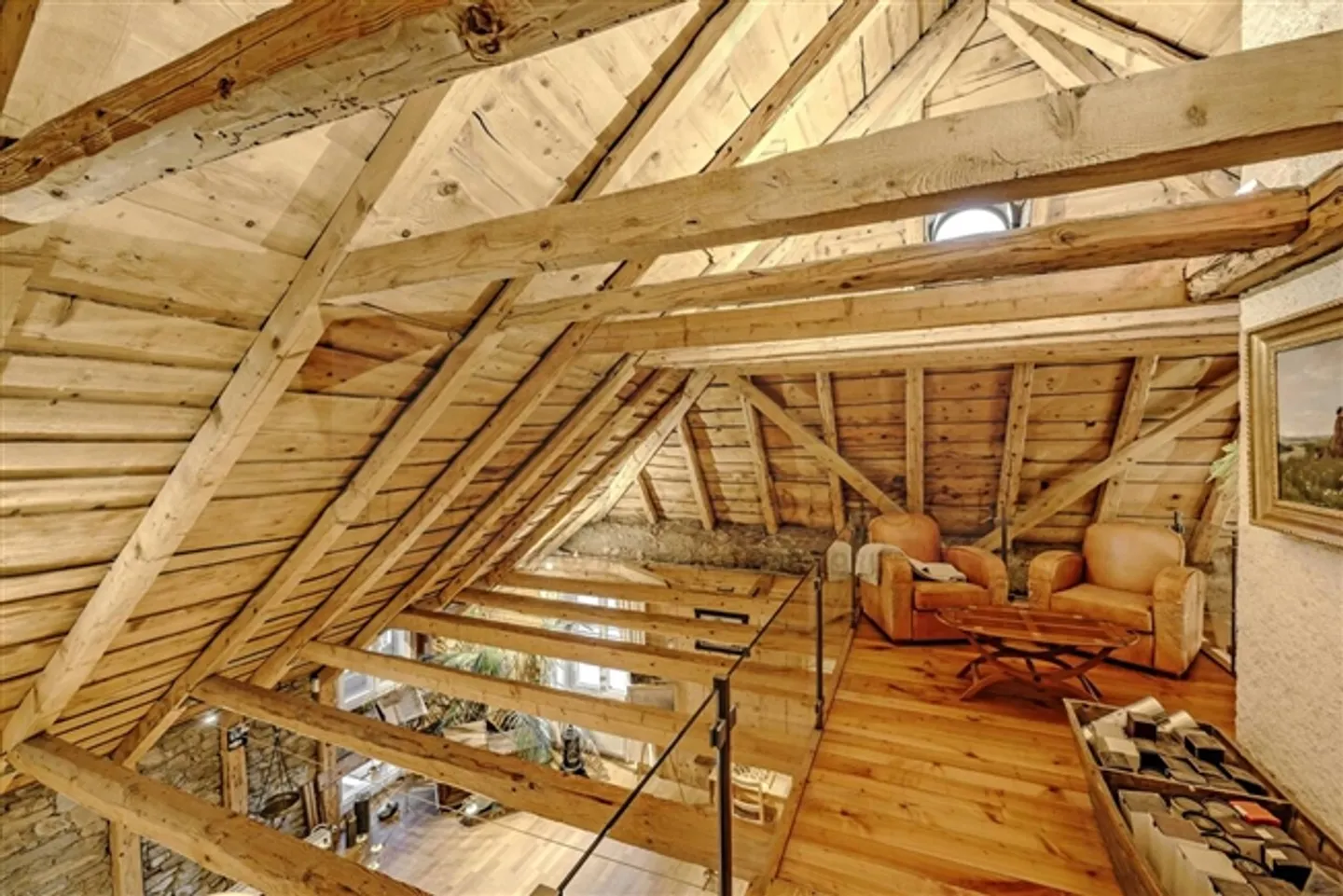 Nel cuore della città, carattere, volume e sauna - Foto 4 di 6