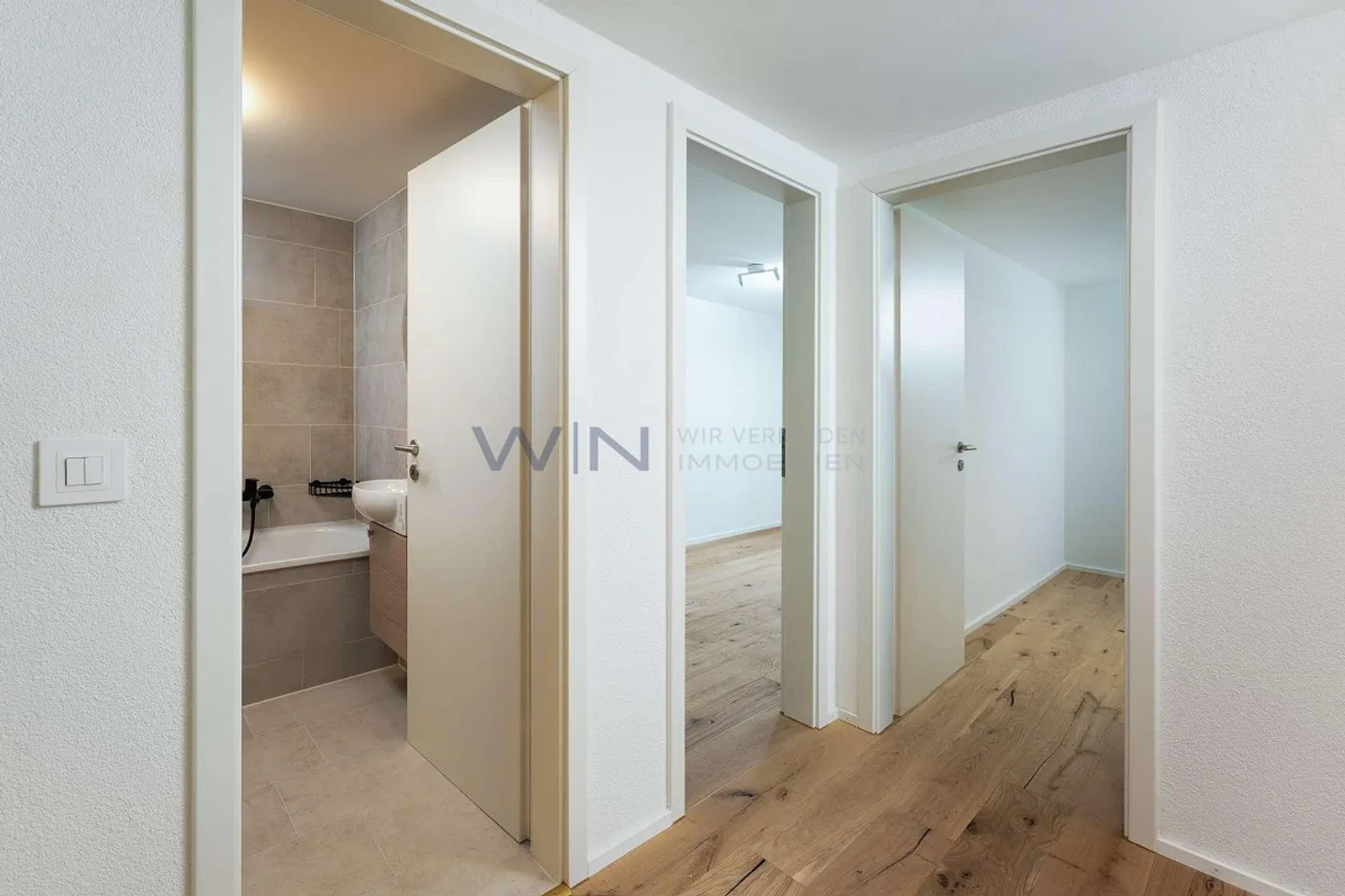 Arrive home with character - Photo 9 of 11