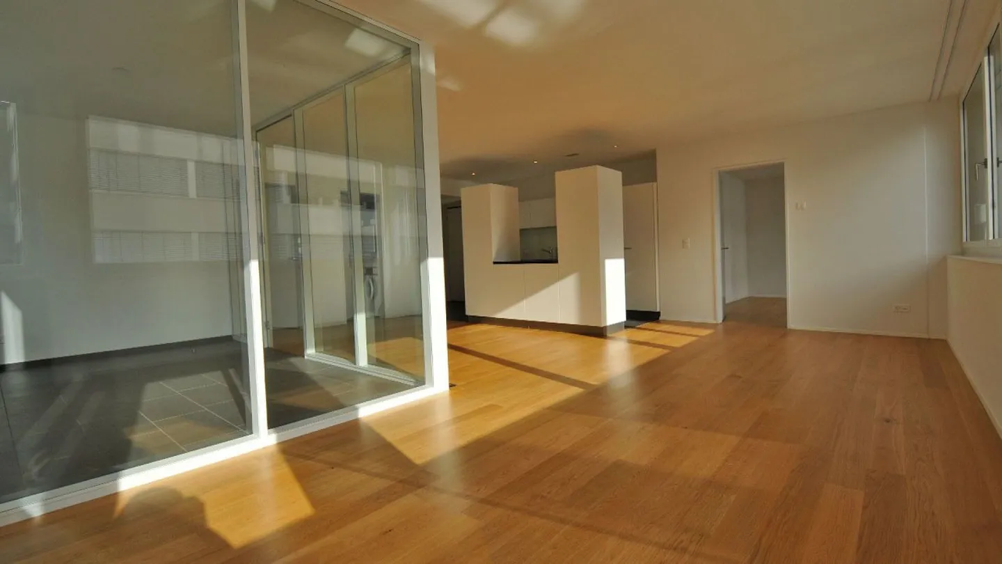 Appartement de ville 3.5 pièces près du S-Bahn 1.2.3 (2ème étage) - Photo 3 sur 8